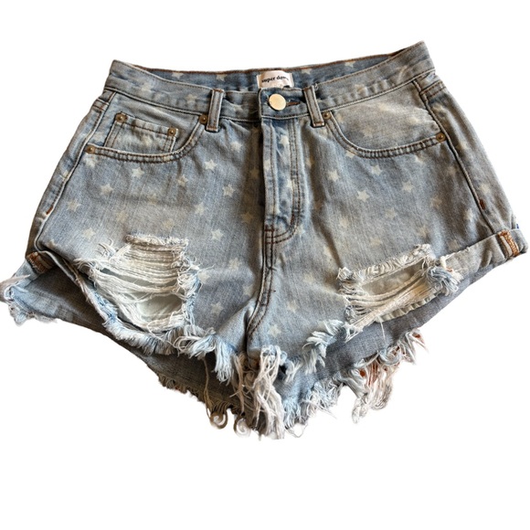 superdown Pants - Superdown High Rise Distressed Star Shorts Size 27